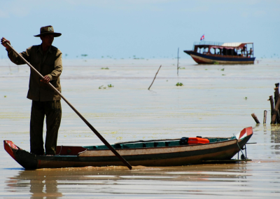 Tonlé Lake